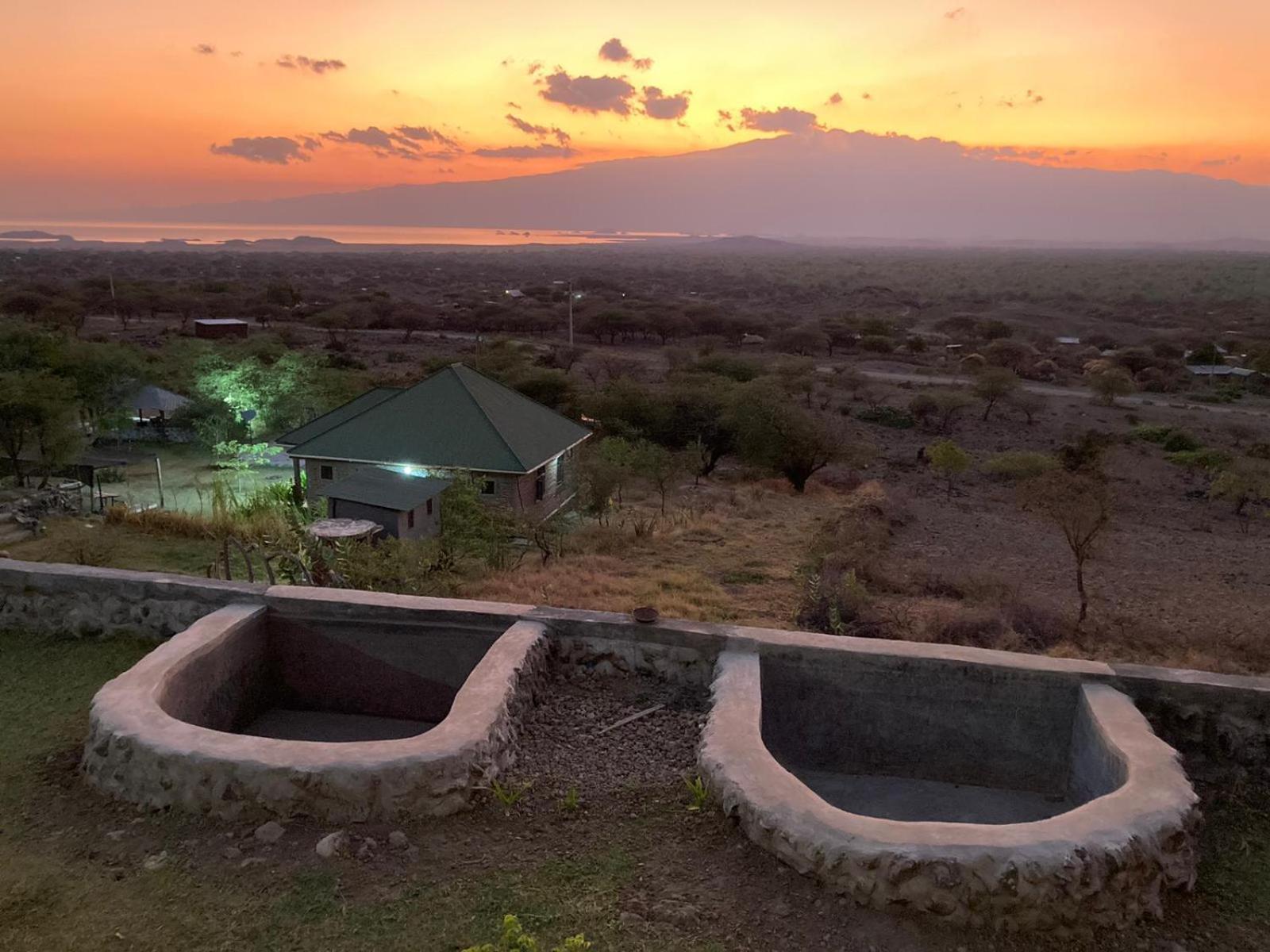 Lake Natron Maasai Guesthouse Mtowabaga 외부 사진